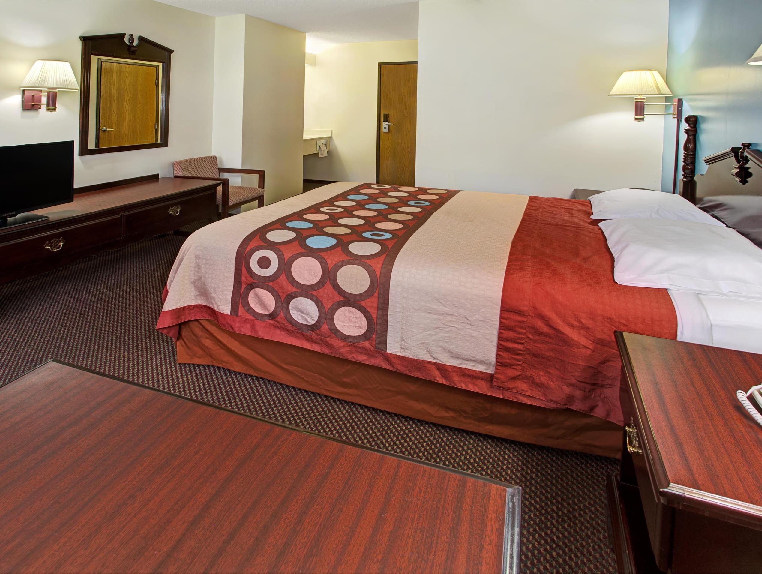 Hotel Super 8 By Wyndham Heath/Newark Zewnętrze zdjęcie